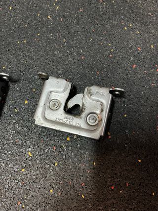 Cerradura Capo y Maletero BMW