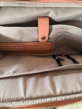 Maleta de mano Parfois rosa y dorada