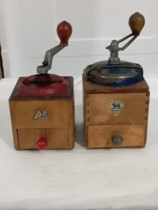 Molinillos de café antiguo madera