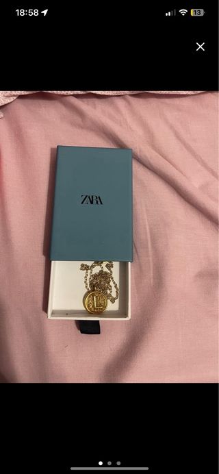 Collar dorado inicial L