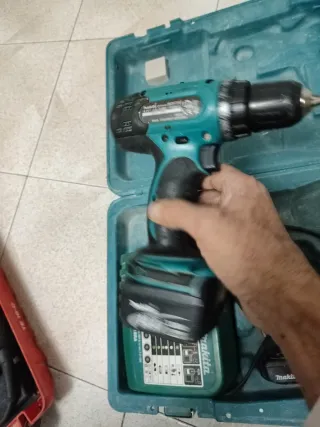 Taladro Makita BDF343 14.4V + Cargador + Batería
