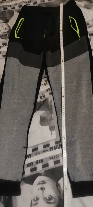 Pantalón XL chándal negro y gris