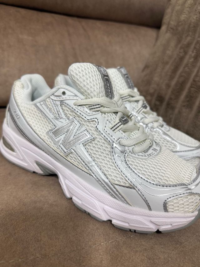 New Balance 740 Mujer Plata y Blanco