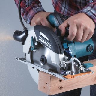 Sierra Circular Makita