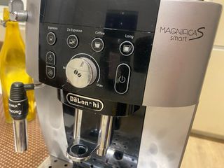 Cafetera DeLonghi Magnifica S Smart