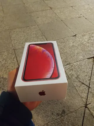 iPhone XR Rosso