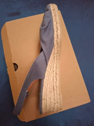 Sandalias Castañer Azul