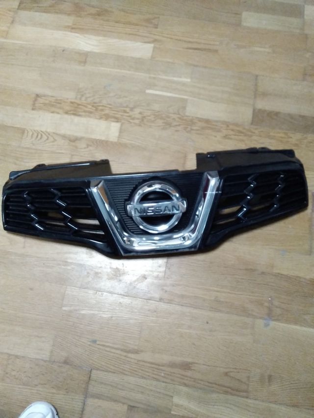 Rejilla frontal Nissan Qashqai