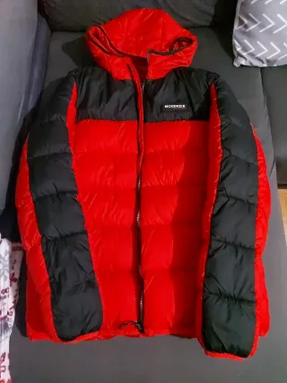 Chaqueta McKenzie Talla L Roja y Negra