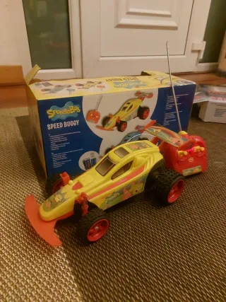 Coche teledirigido Bob Esponja