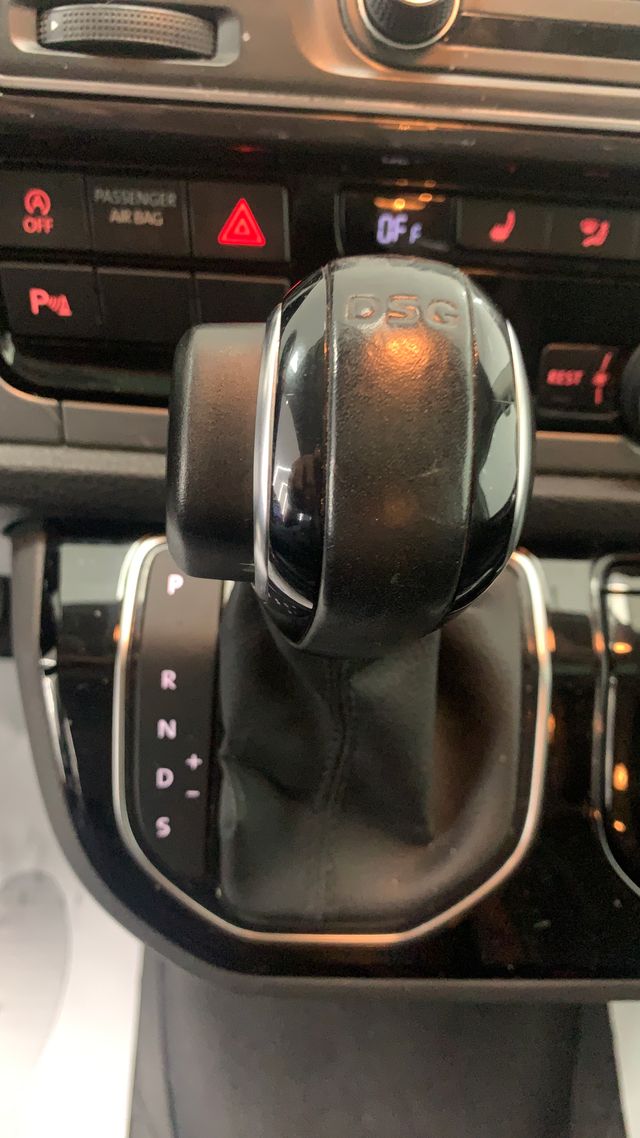 Volkswagen Multivan T6 2.0 TDI  204 CV CONFORTLINE