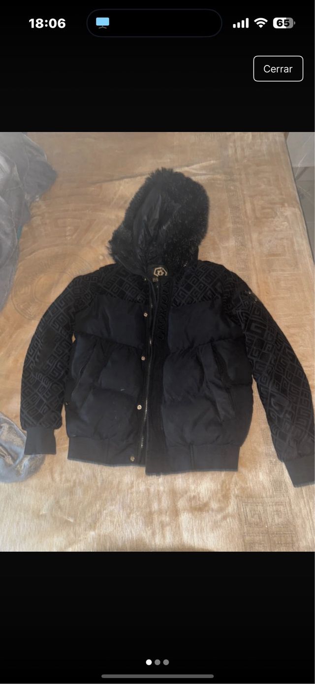 Abrigo acolchado hombre negro