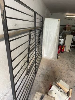 Reja metálica para decoración