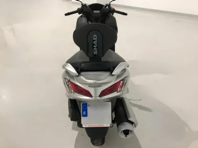 Suzuki Burgman UH200