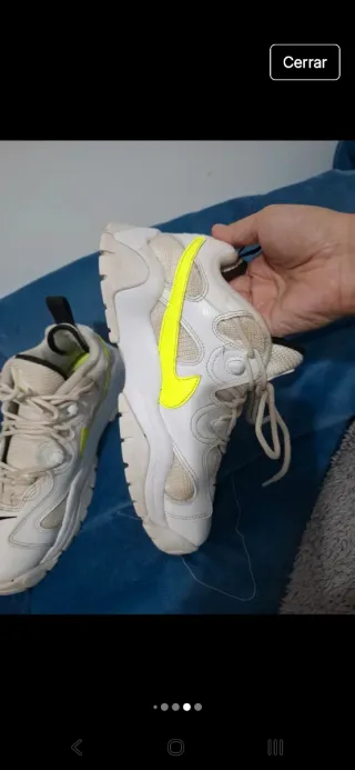 Nike Air Bambas Blancas y Amarillas