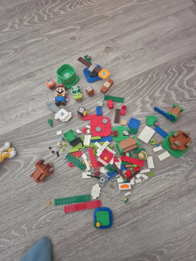 LEGO Super Mario 71360 Starter Course