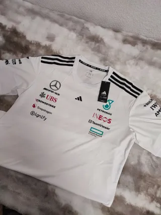 Camiseta mercedes petronas
