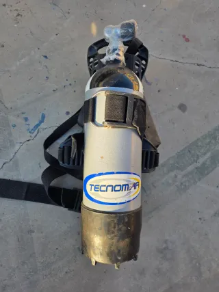 Botella buceo 5 Lt, espaldera Cressi y Regulador.