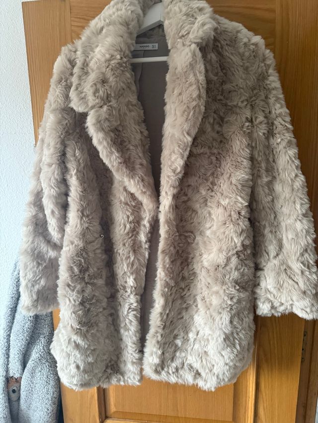 Abrigo de visón sintético Mango beige