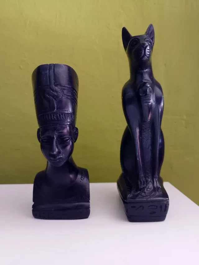 Busto Nefertiti y Gato Bastet