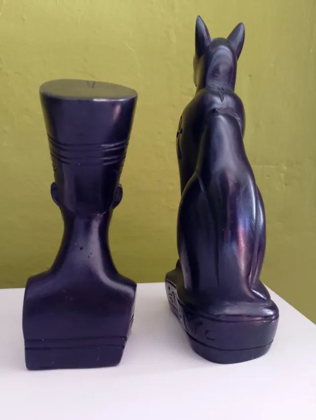 Busto Nefertiti y Gato Bastet