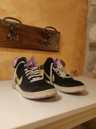 Scarpe Nike alte nere e oro