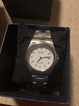 Reloj Micro Plata y Blanco Nuevo