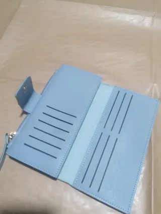 Borsello donna azzurro con farfalla