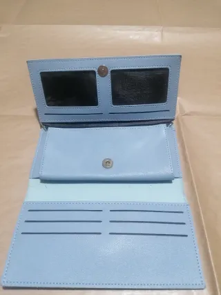 Borsello donna azzurro con farfalla