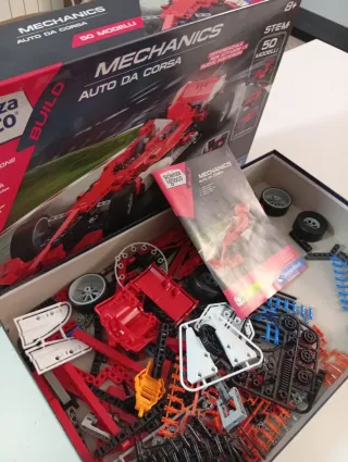 Clementoni Mechanics Auto da Corsa
