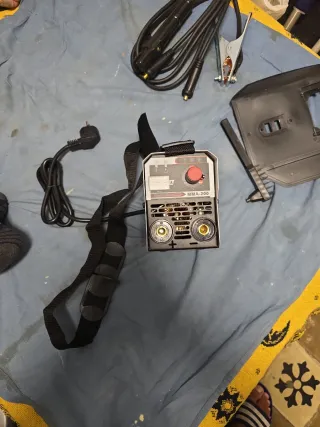 Máquina de soldar MMA-200