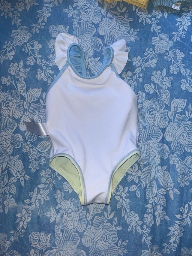 Traje de baño infantil de Stitch