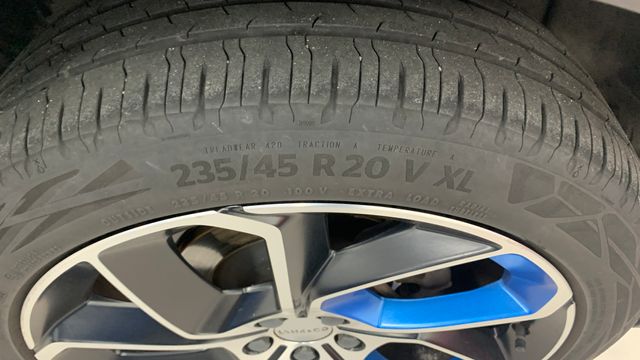 LYNK &amp; CO 01 1.5 PHEV 6.6kW