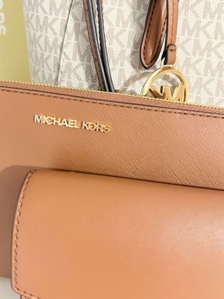 Bolso Michael Kors Beige y Marrón