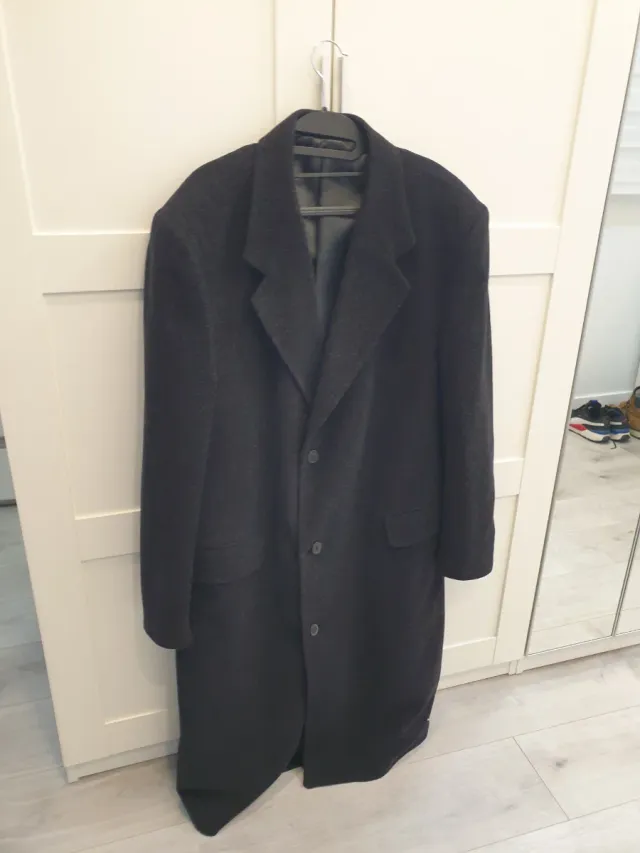Abrigo de caballero negro