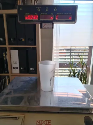 Báscula Nixie antigua