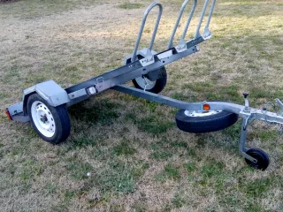 Remolque 3 motos basculante con documentación