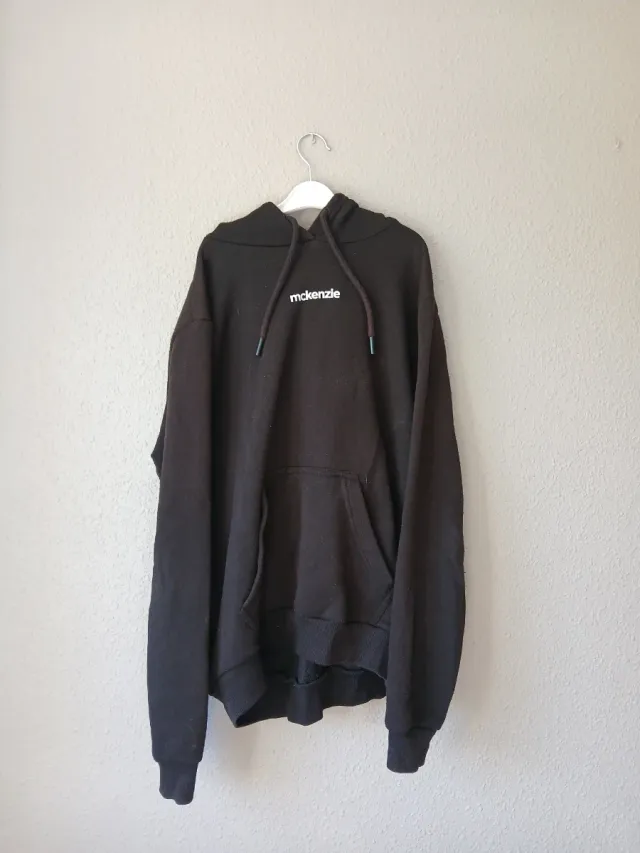 Sudadera McKenzie Negra