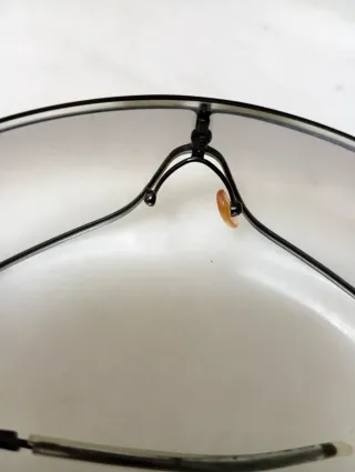 Gafas de sol Gucci negras y grises