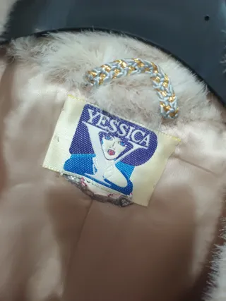 Abrigo de pelo beige talla única