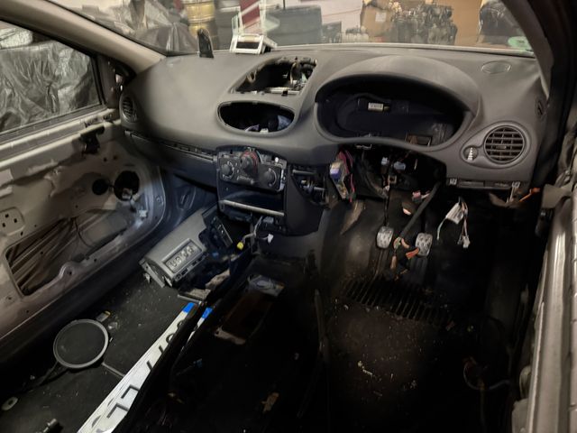 Carrocería Renault Clio Sport 197