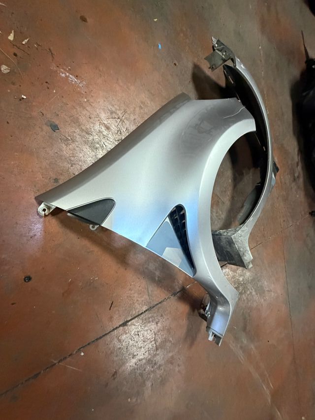 pareja Aletas Delanteras Renault Clio Sport 197