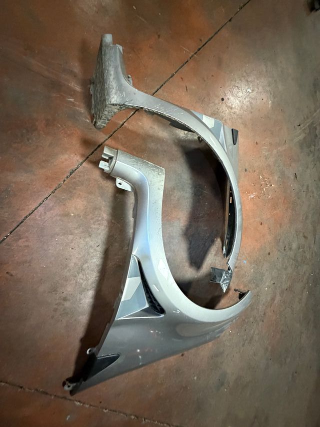 pareja Aletas Delanteras Renault Clio Sport 197