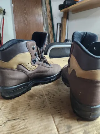 Botas Notton Marrones y Beige.