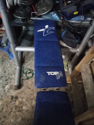 Banco de pesas con barra y 100kg