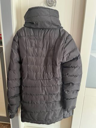 Cazadora acolchada negra