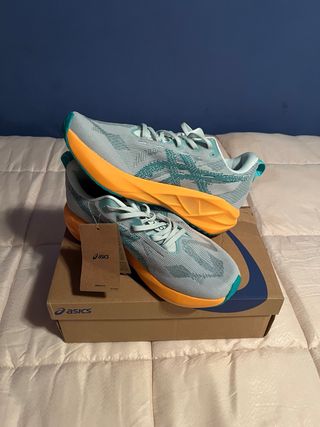 Zapatillas Asics Novablast 5
