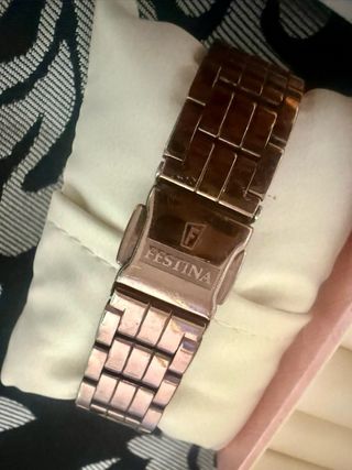 Reloj Festina Plata con Caja y Garantía