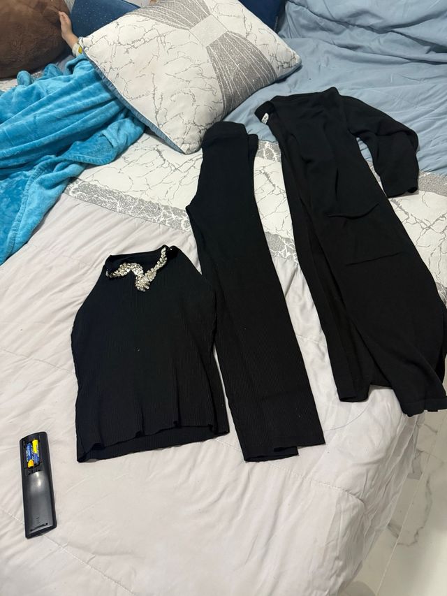 Conjunto canalé negro mujer