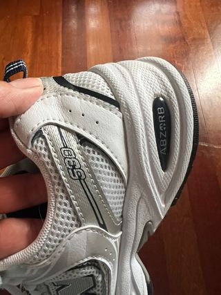 Zapatilla New Balance 530 Plata/Blanco